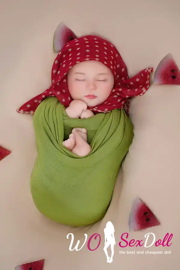 Үрлемелі силикон секс қуыршақтары